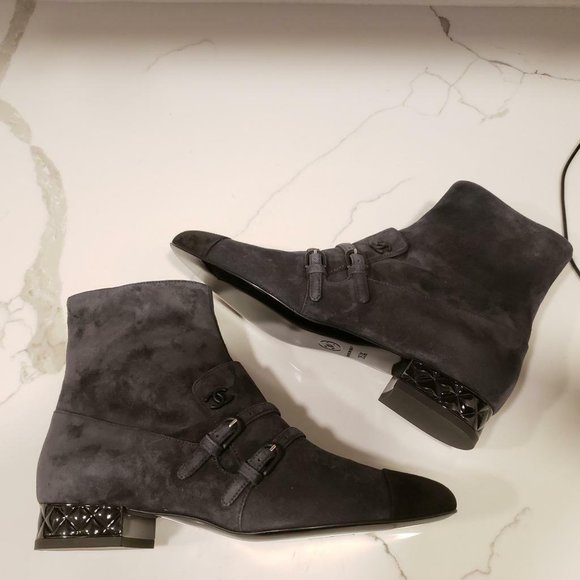 CHANEL 18B Suede Buckled Pointed Toe Short Ankle Booties Boots - Picture 9 of 12